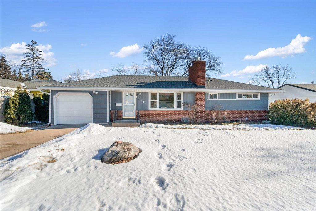 Photo of 8213 Dupont Avenue S, Bloomington, MN 55420 (MLS # 7008314)