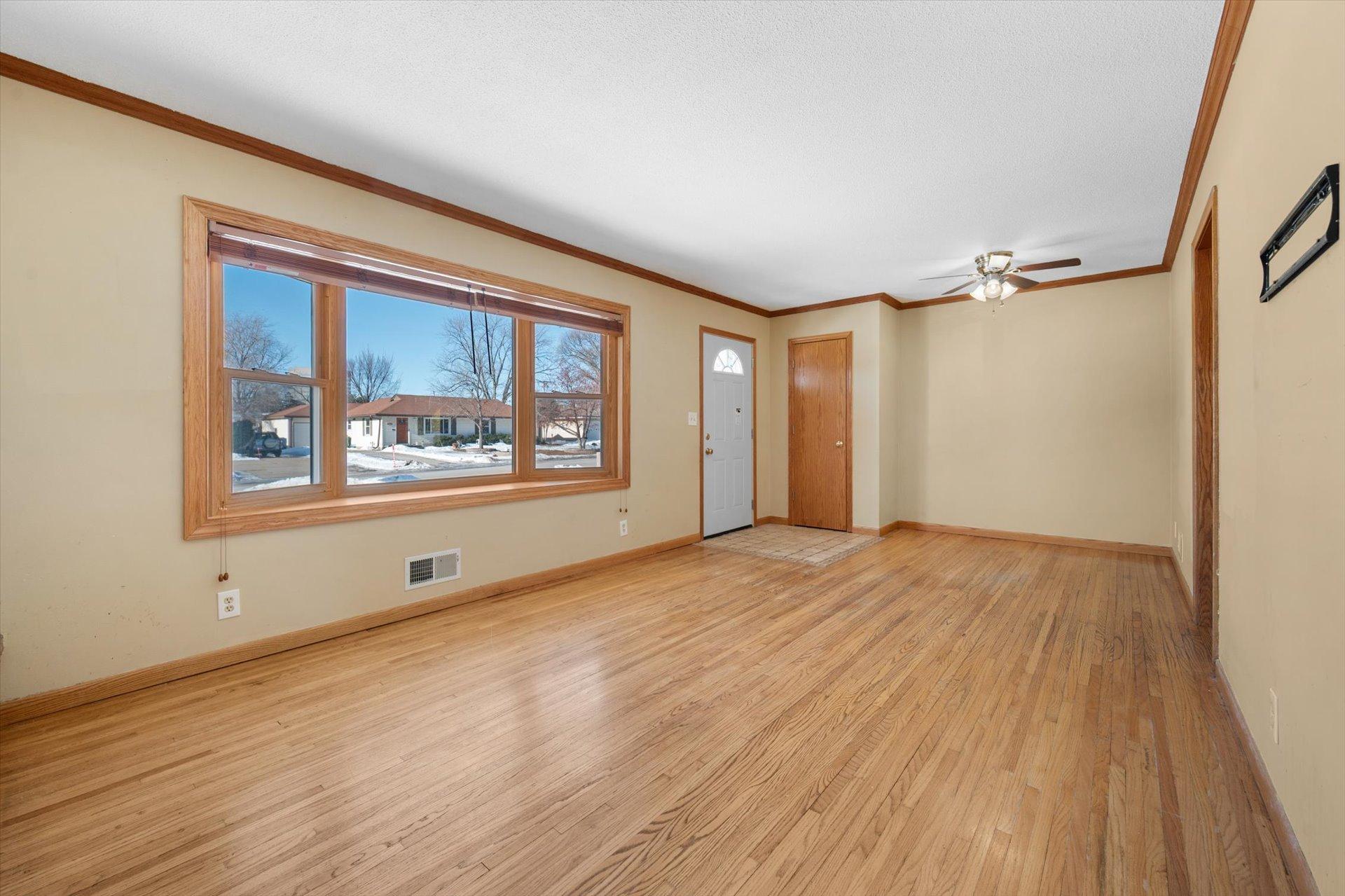 8213 Dupont Avenue S