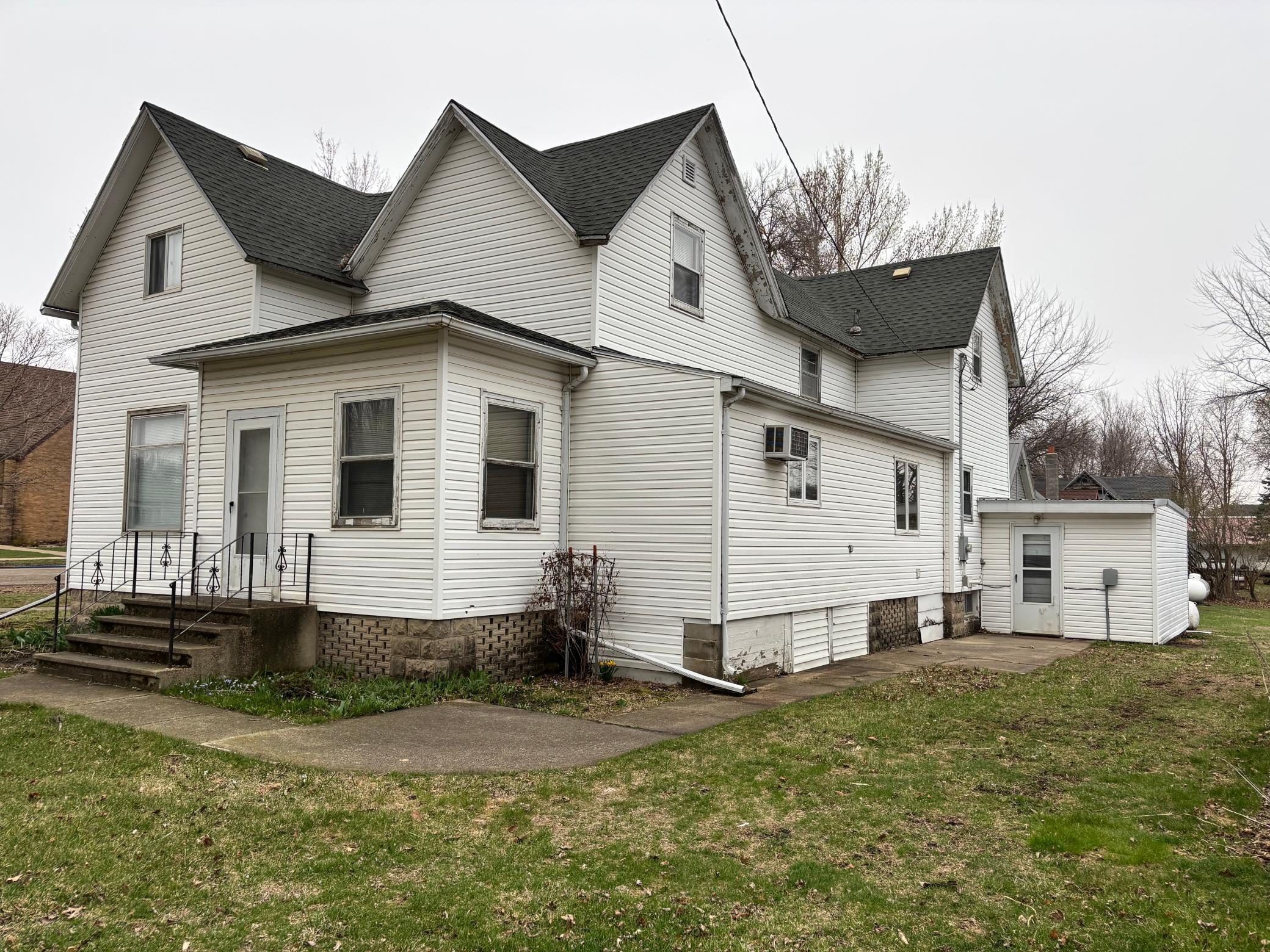 195 S Monroe Street