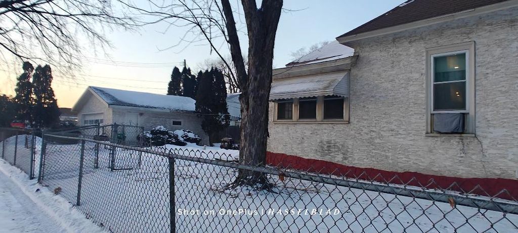 Photo of 2400 Jefferson Street NE, Minneapolis, MN 55418 (MLS # 7010450)