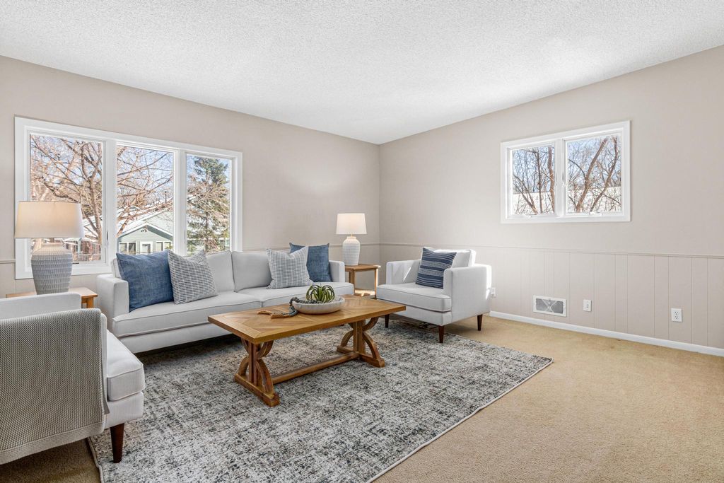 Photo of 1127 Oakcrest Avenue, Roseville, MN 55113 (MLS # 7017769)