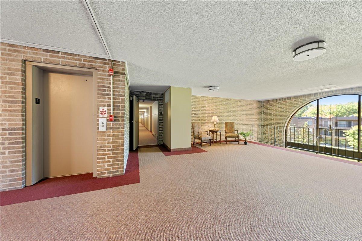 2220 Midland Grove Road 307