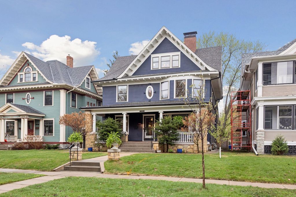 Photo of 1026 Portland Avenue, Saint Paul, MN 55104 (MLS # 7060176)