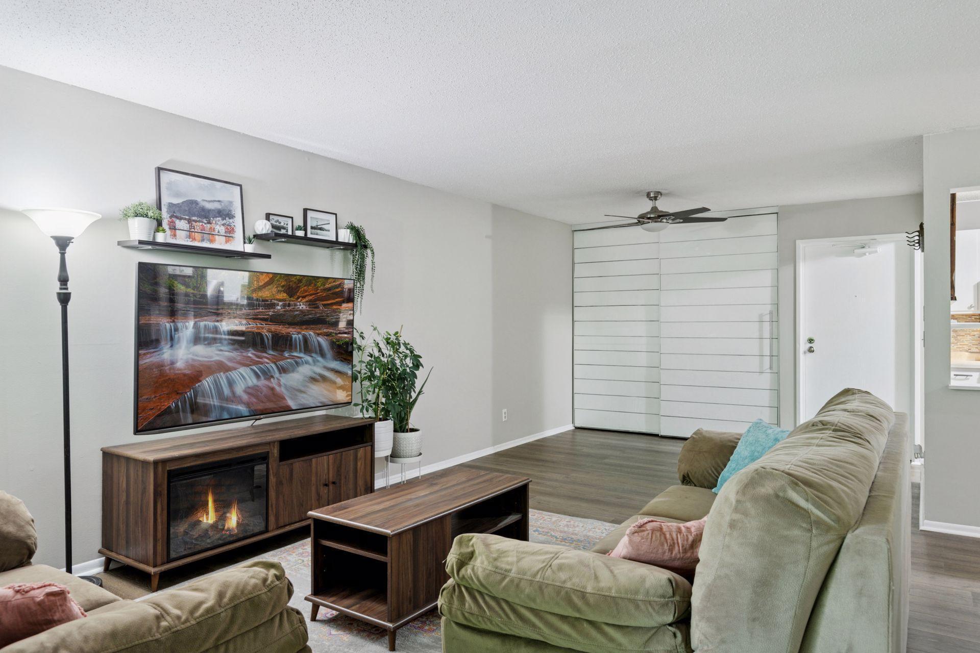 1903 Silver Bell Road 314