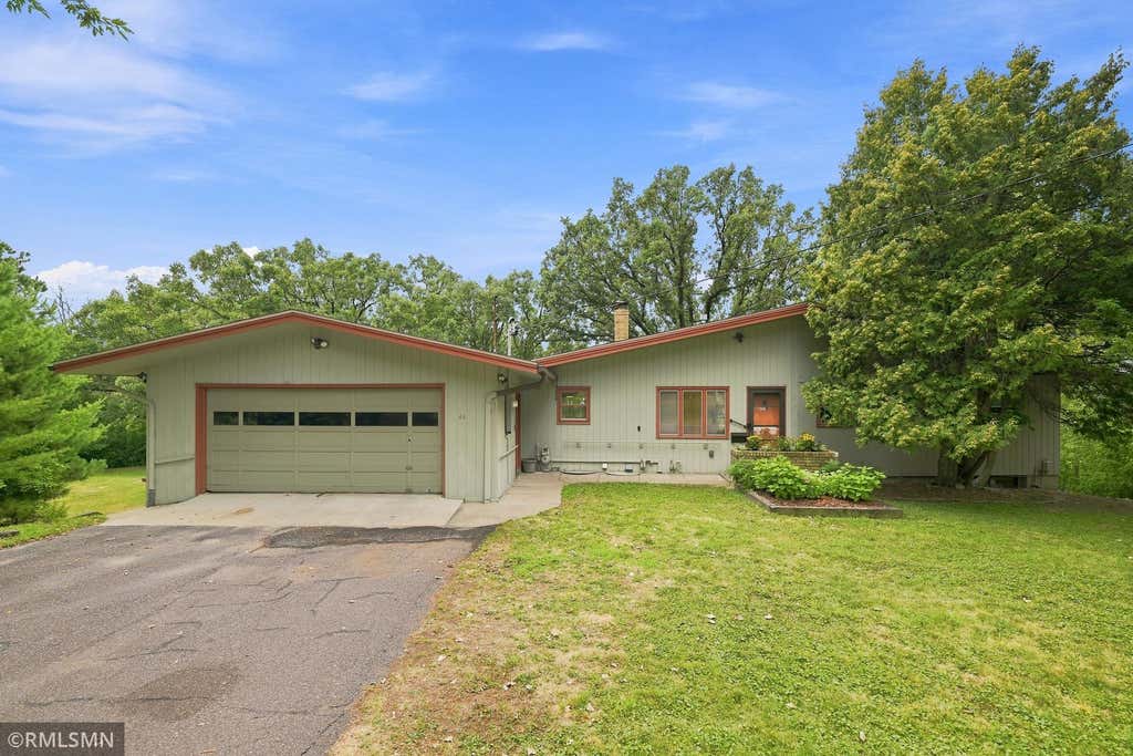 Photo of 44 Miller Crest Lane, Saint Paul, MN 55106 (MLS # 7119174)