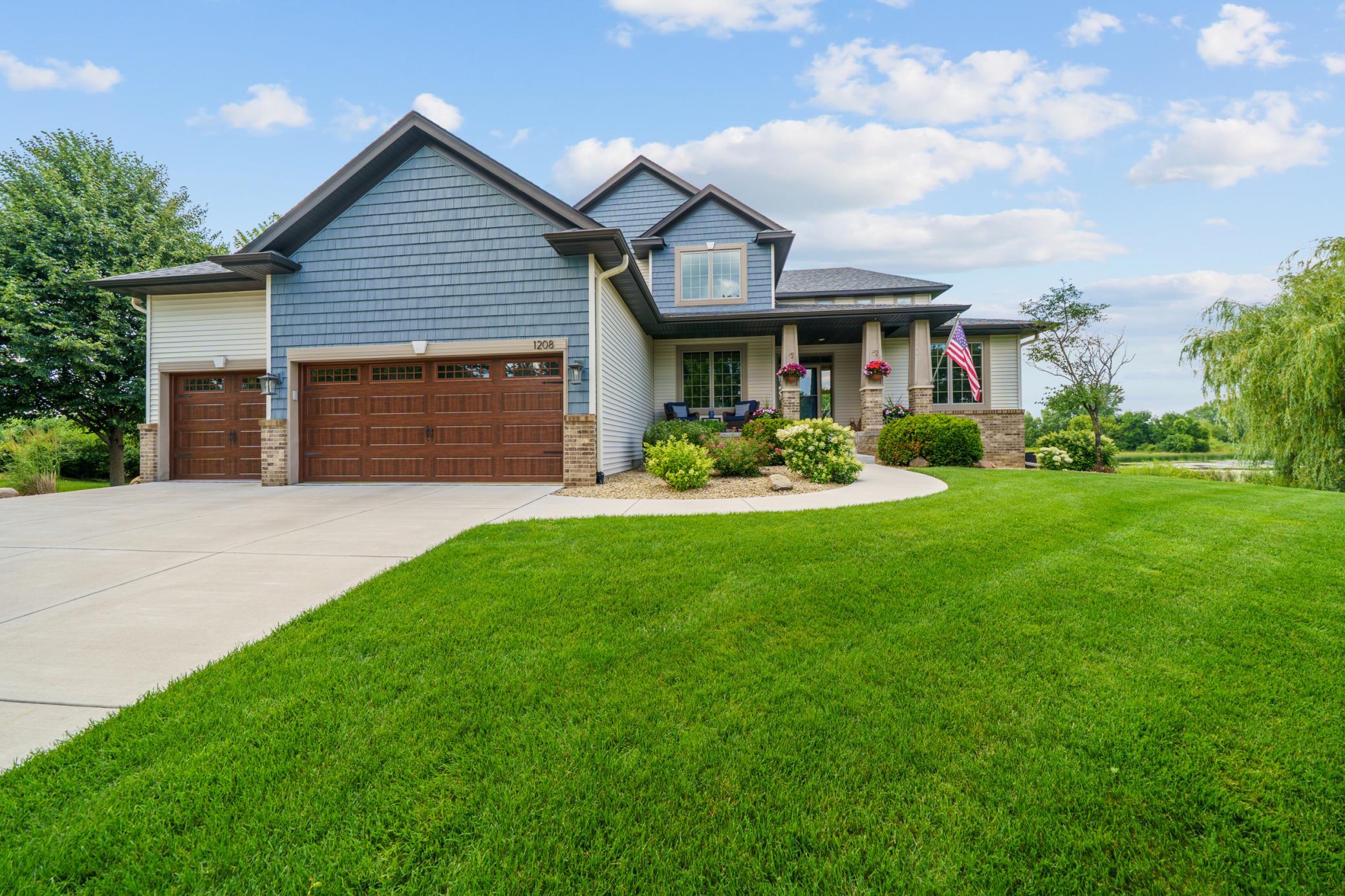 1208 Clearwater Drive