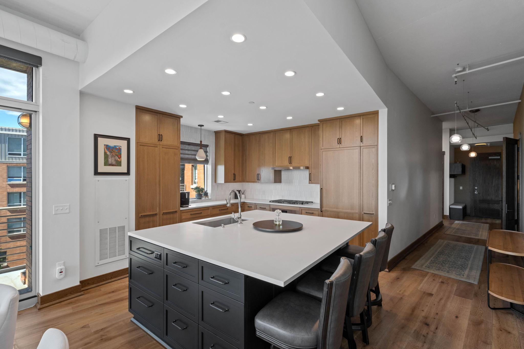 100 2nd Street NE A560