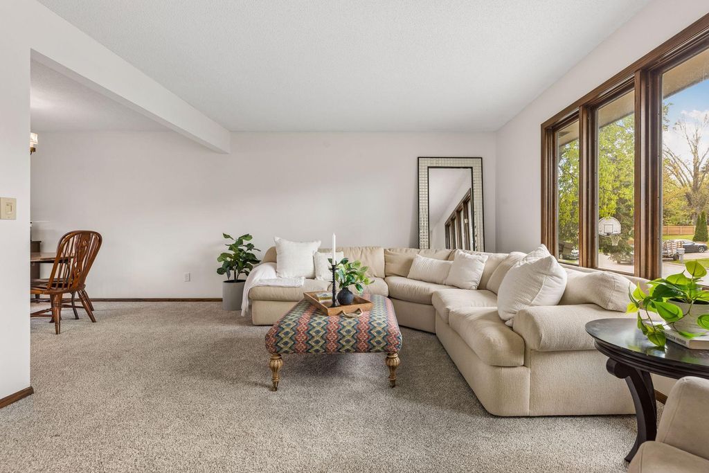Photo of 2720 Pineview Lane N, Plymouth, MN 55441 (MLS # 7028754)