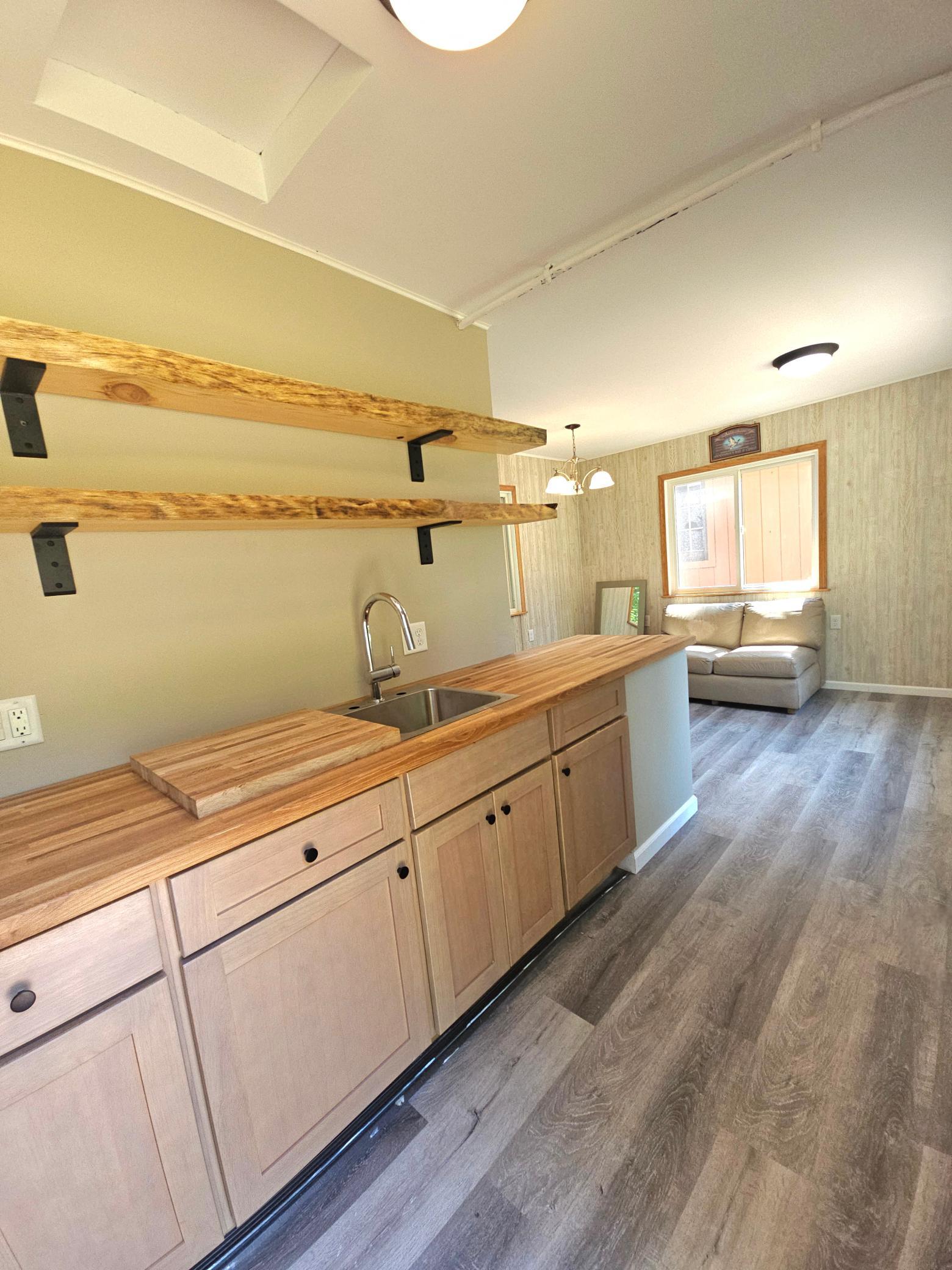 3905 438th Street - Photo 2