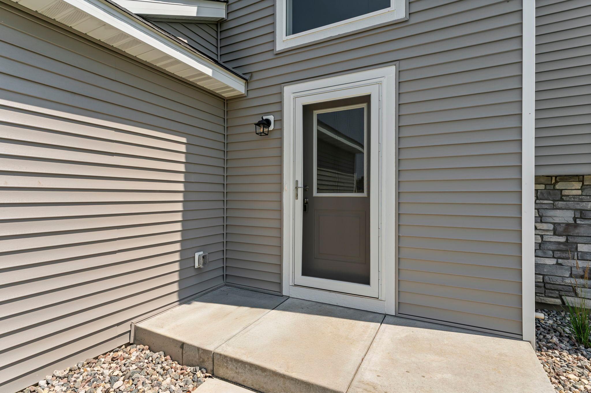 121 Maple Lane