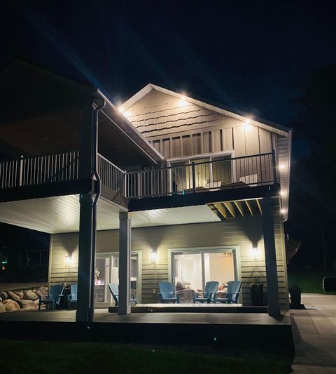 1084 W Lake Drive Detroit Lakes MN 56501