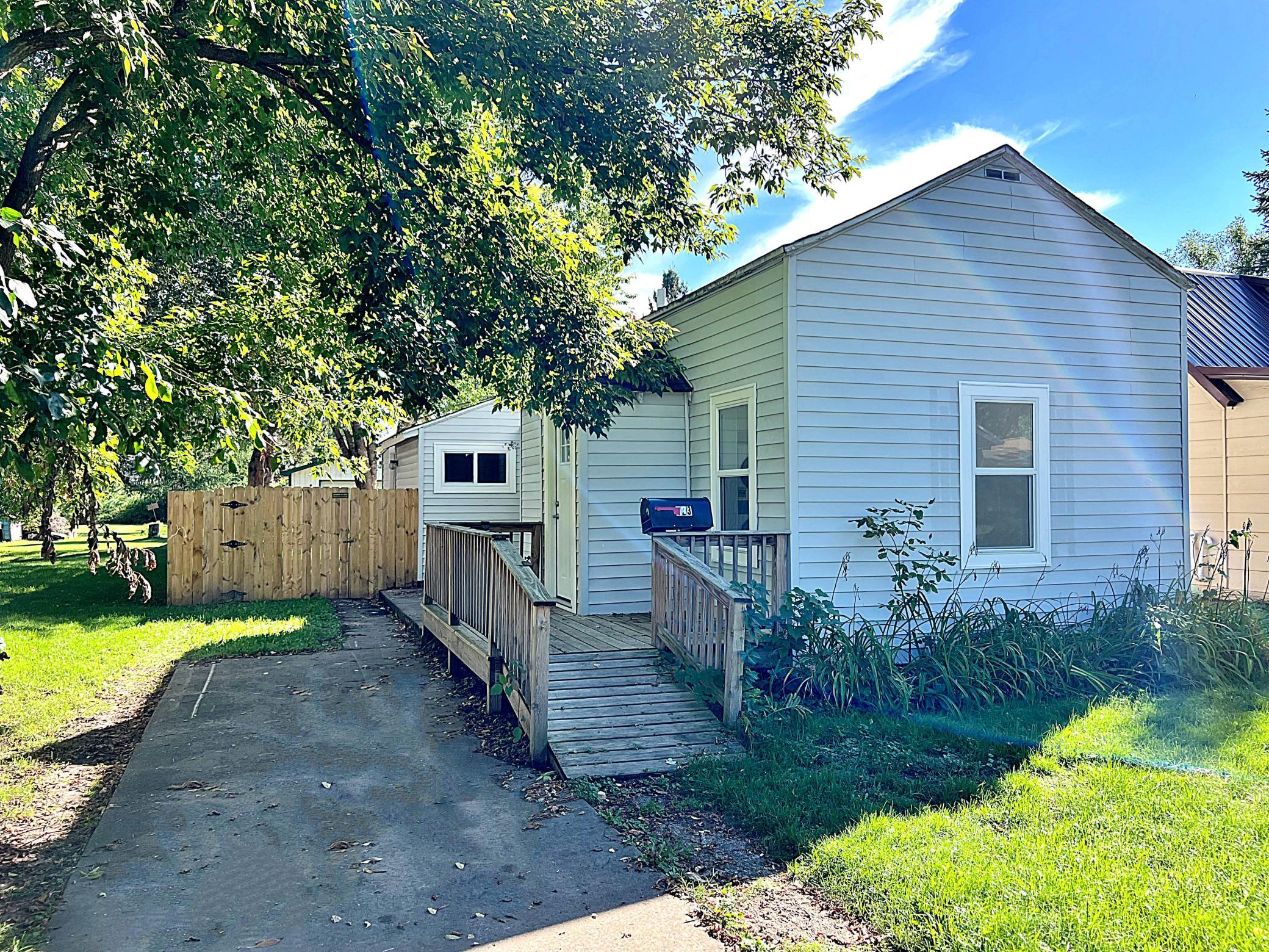 123 3rd Street NE