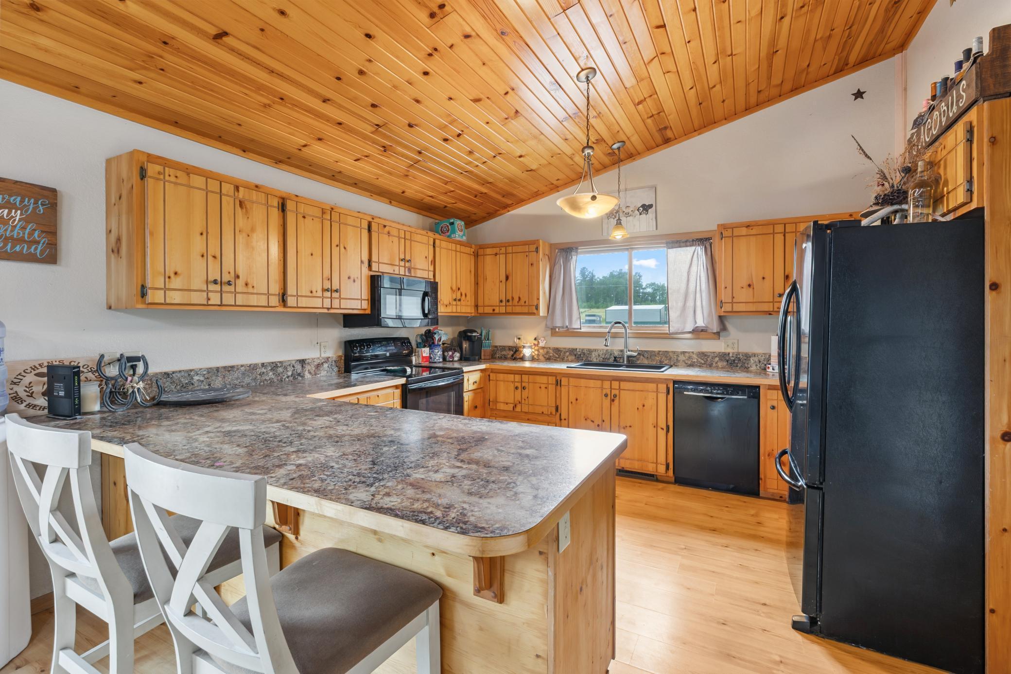 910 Bluebird Nest Lane SW
