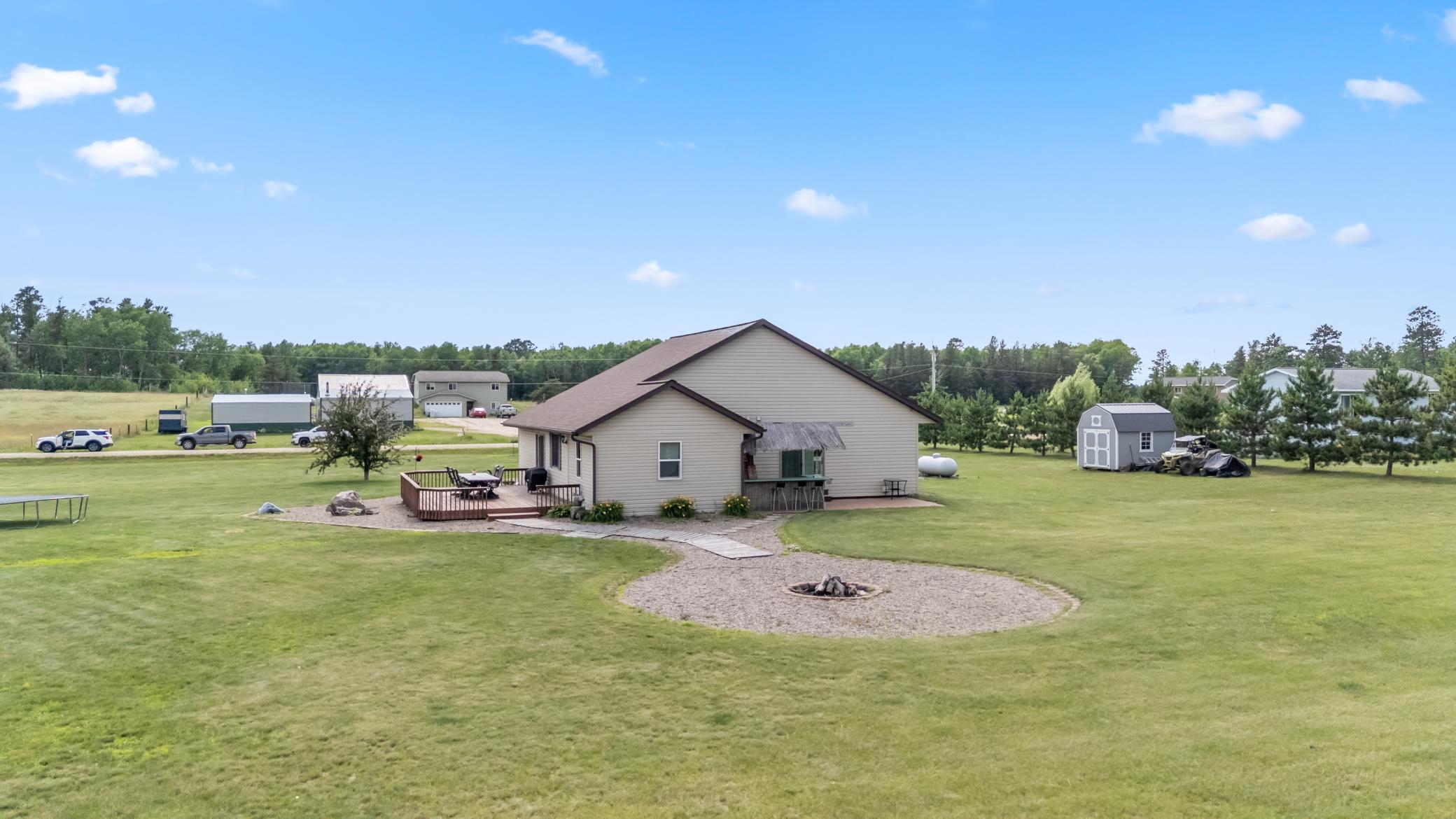 910 Bluebird Nest Lane SW
