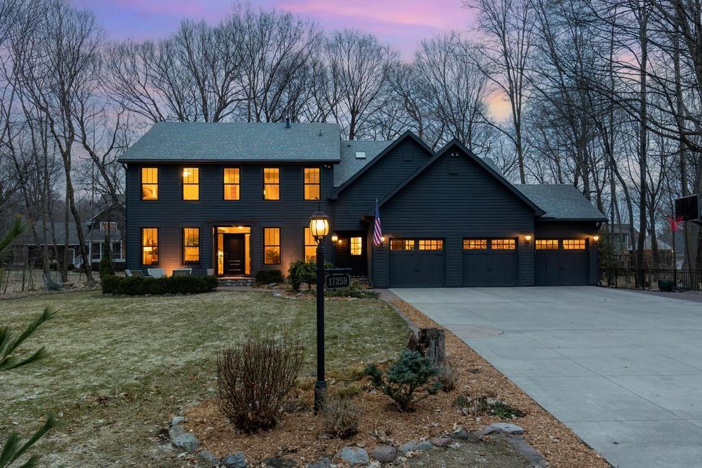 Photo of 17259 Candlewood Parkway, Eden Prairie, MN 55347 (MLS # 7043193)