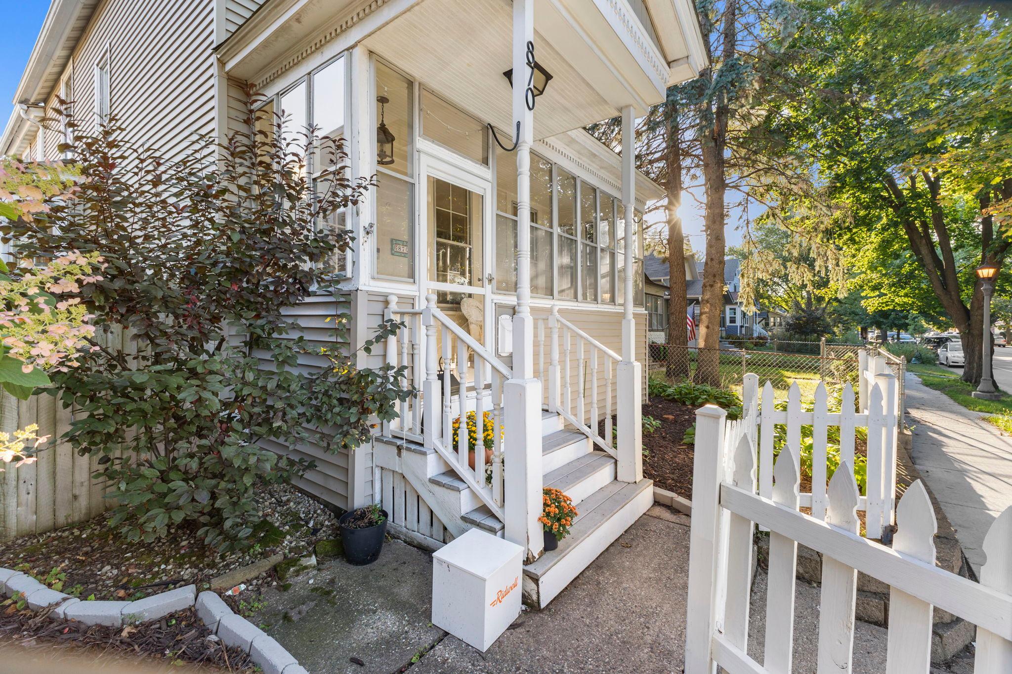 870 Randolph Avenue