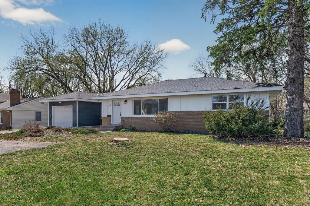 Photo of 3125 Winnetka Avenue N, Crystal, MN 55427 (MLS # 7061071)