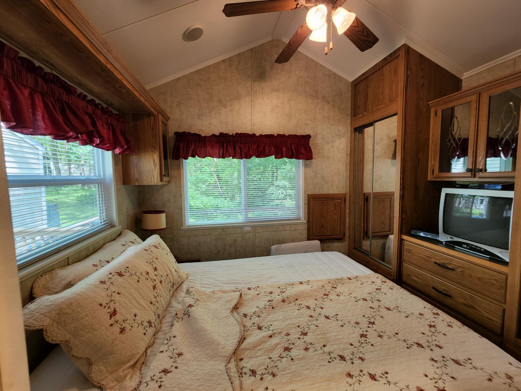 2945 County Road 4 SW 403