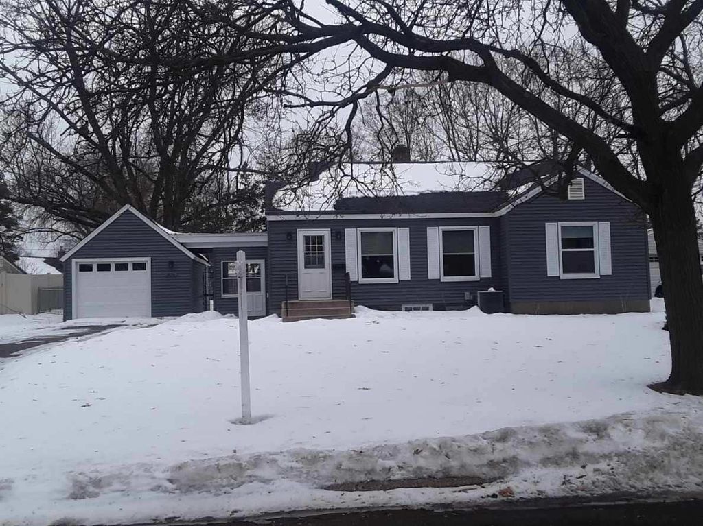 Photo of 1836 Dakota Avenue S, Saint Louis Park, MN 55416 (MLS # 7005559)