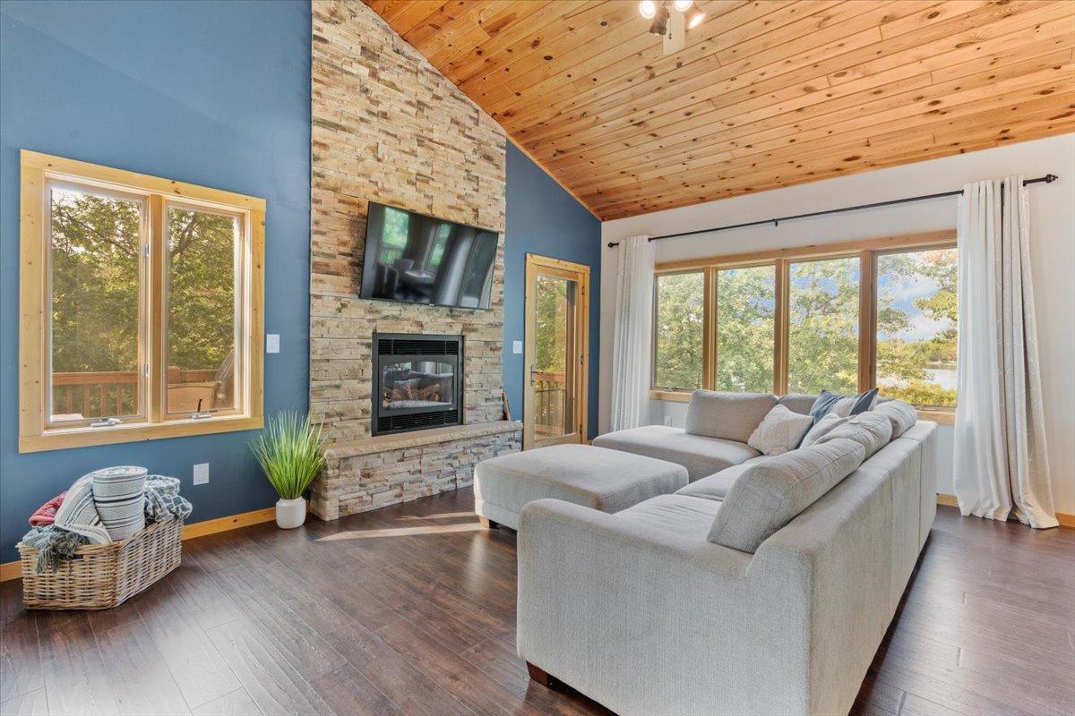 11423 Fawn Lake Road