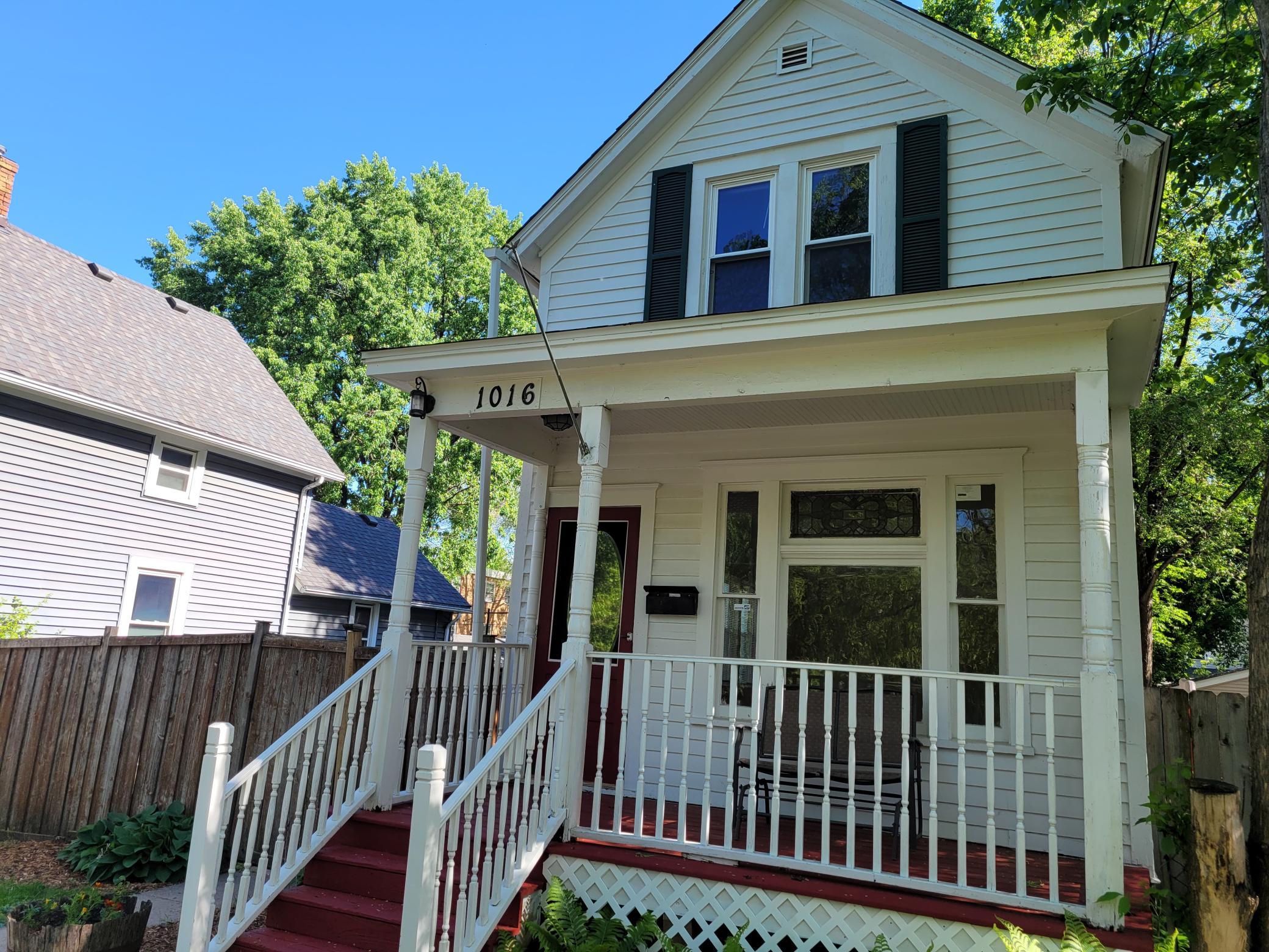 1016 James Avenue