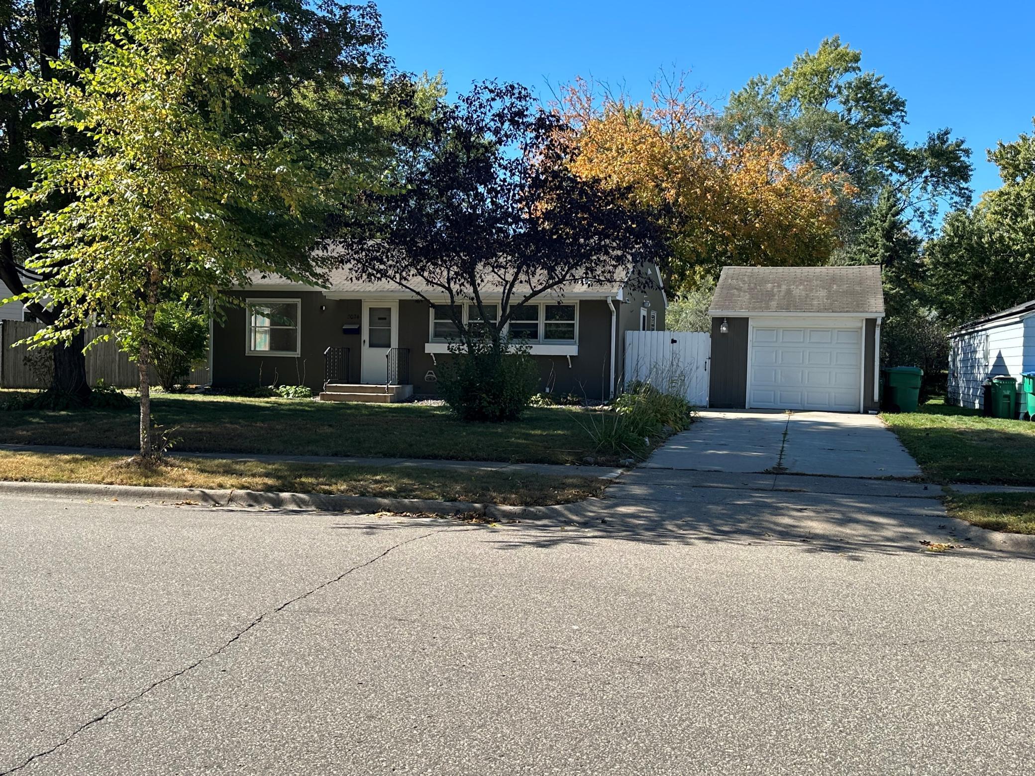 3024 Aquila Avenue S