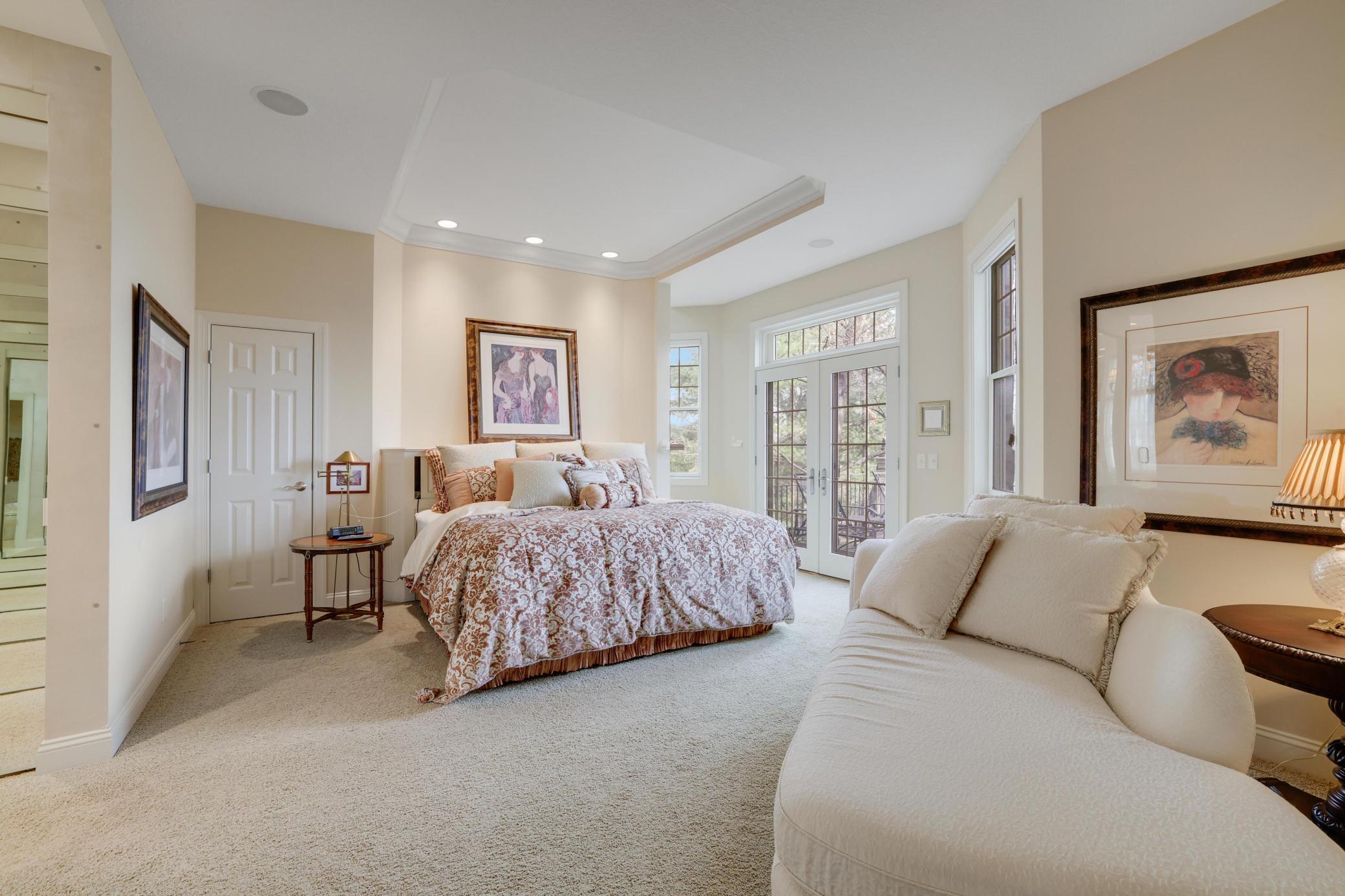 Eden Prairie, Minnesota, 55347, United States, 4 Bedrooms Bedrooms, ,4 BathroomsBathrooms,Residential,Active,2035660