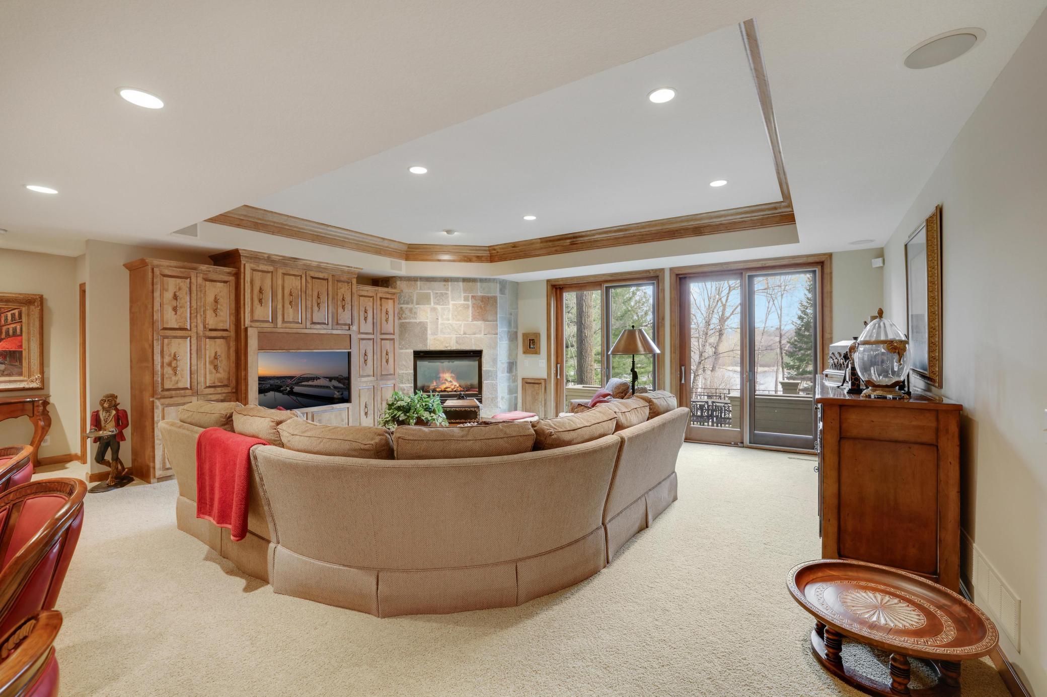 Eden Prairie, Minnesota, 55347, United States, 4 Bedrooms Bedrooms, ,4 BathroomsBathrooms,Residential,Active,2035660