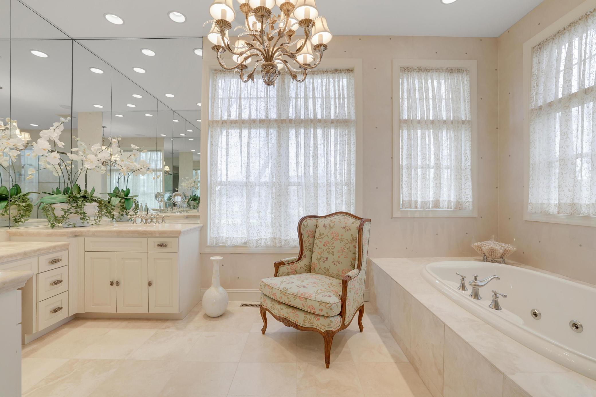Eden Prairie, Minnesota, 55347, United States, 4 Bedrooms Bedrooms, ,4 BathroomsBathrooms,Residential,Active,2035660