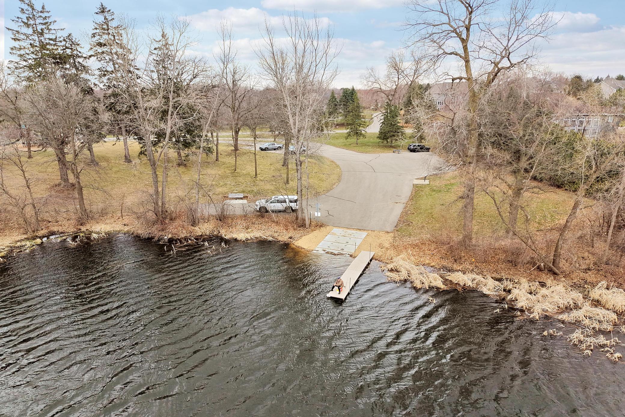 Eden Prairie, Minnesota, 55347, United States, 4 Bedrooms Bedrooms, ,4 BathroomsBathrooms,Residential,Active,2035660