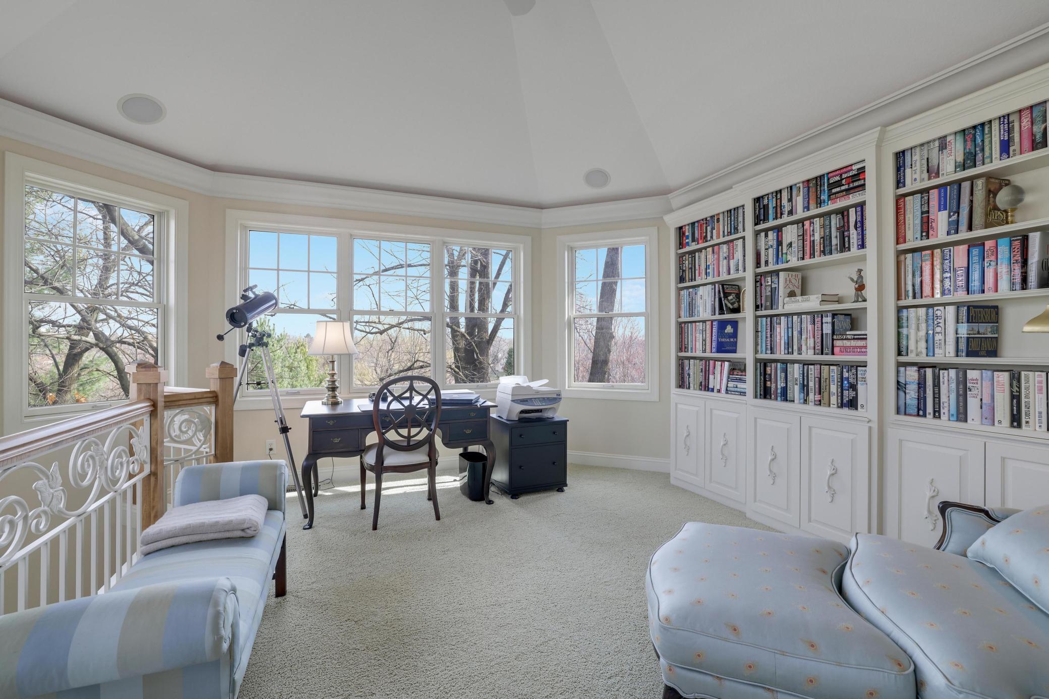 Eden Prairie, Minnesota, 55347, United States, 4 Bedrooms Bedrooms, ,4 BathroomsBathrooms,Residential,Active,2035660