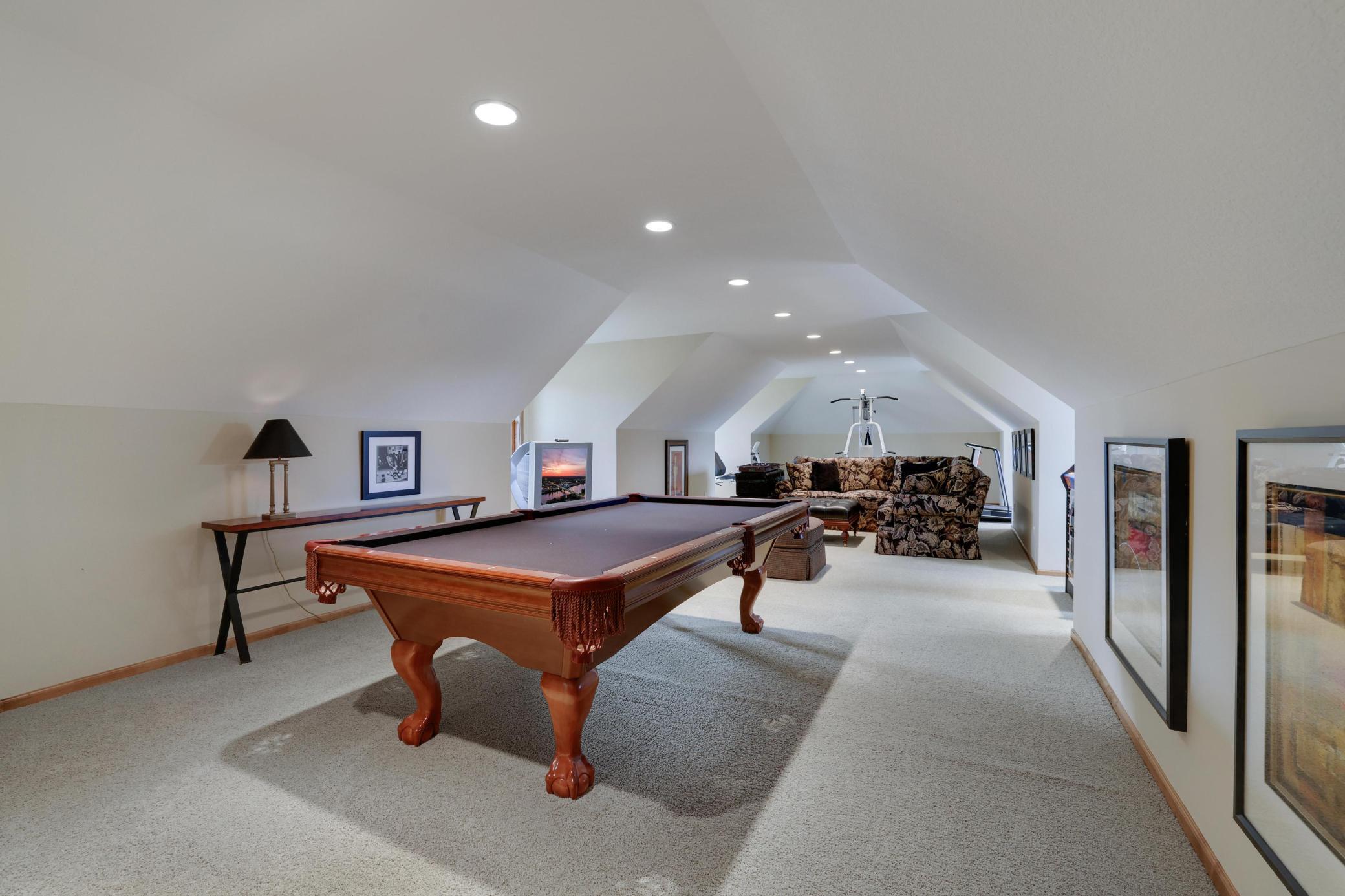 Eden Prairie, Minnesota, 55347, United States, 4 Bedrooms Bedrooms, ,4 BathroomsBathrooms,Residential,Active,2035660