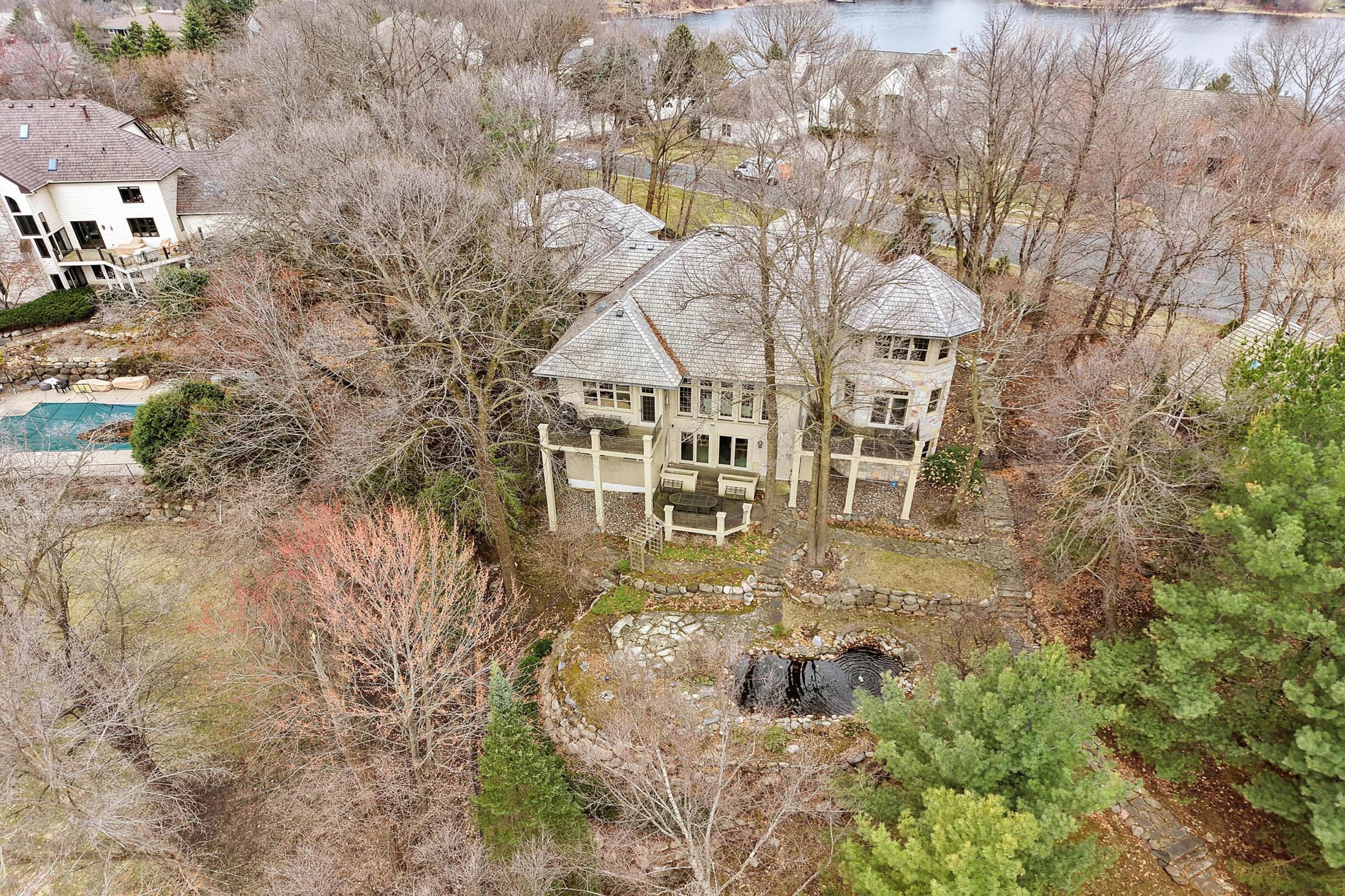 Eden Prairie, Minnesota, 55347, United States, 4 Bedrooms Bedrooms, ,4 BathroomsBathrooms,Residential,Active,2035660