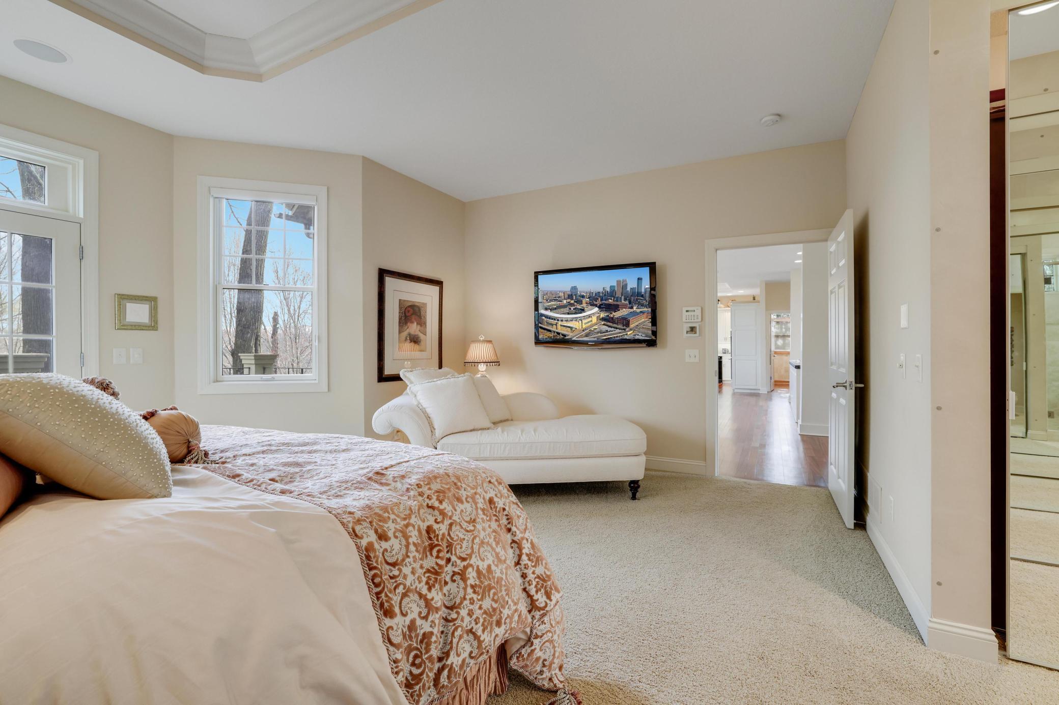 Eden Prairie, Minnesota, 55347, United States, 4 Bedrooms Bedrooms, ,4 BathroomsBathrooms,Residential,Active,2035660
