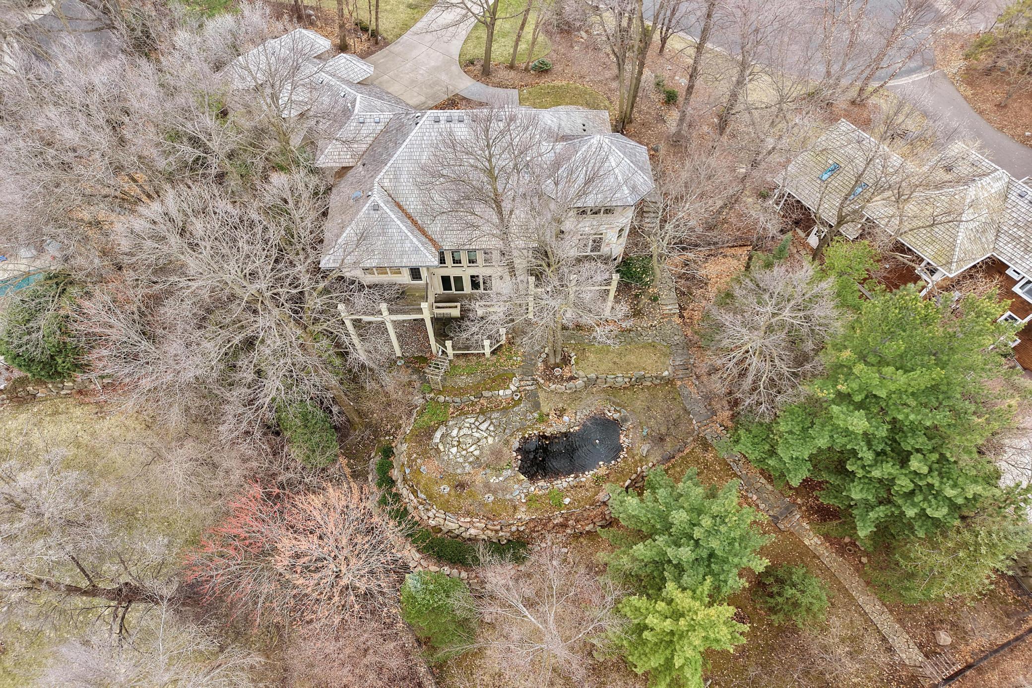 Eden Prairie, Minnesota, 55347, United States, 4 Bedrooms Bedrooms, ,4 BathroomsBathrooms,Residential,Active,2035660