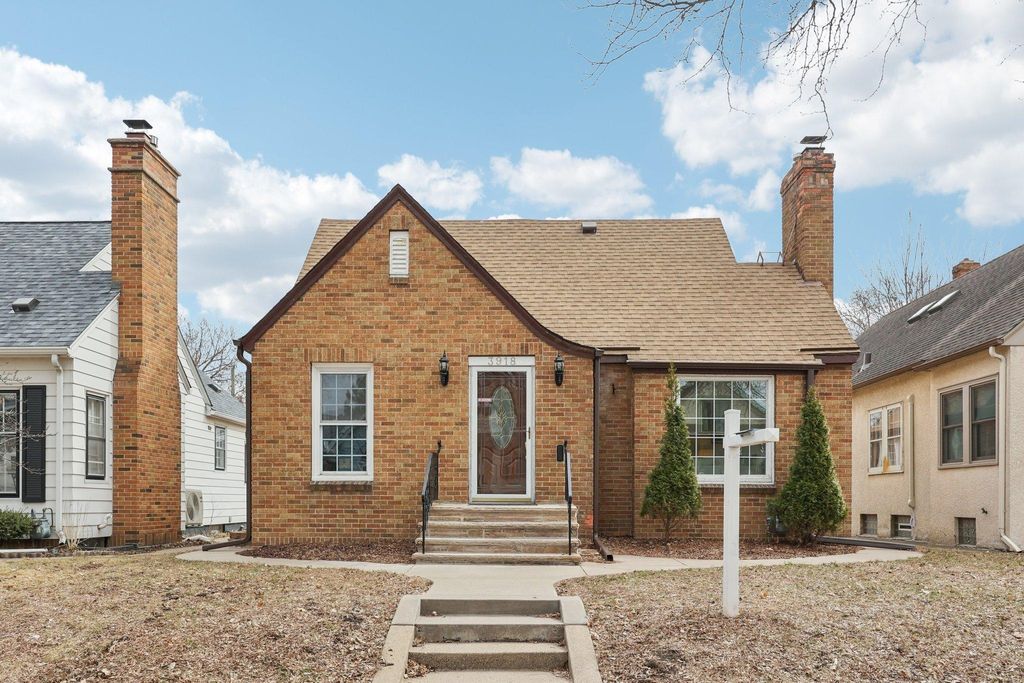 Photo of 3918 Washburn Avenue N, Minneapolis, MN 55412 (MLS # 7045610)