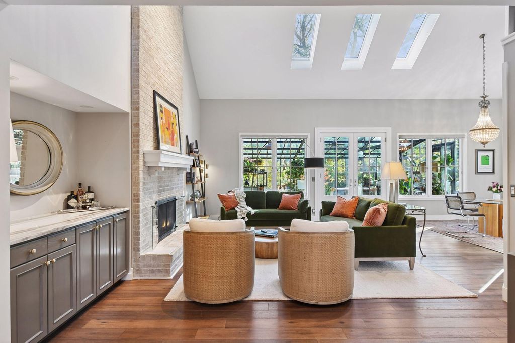 Photo of 4811 Highland Road, Minnetonka, MN 55345 (MLS # 6780328)