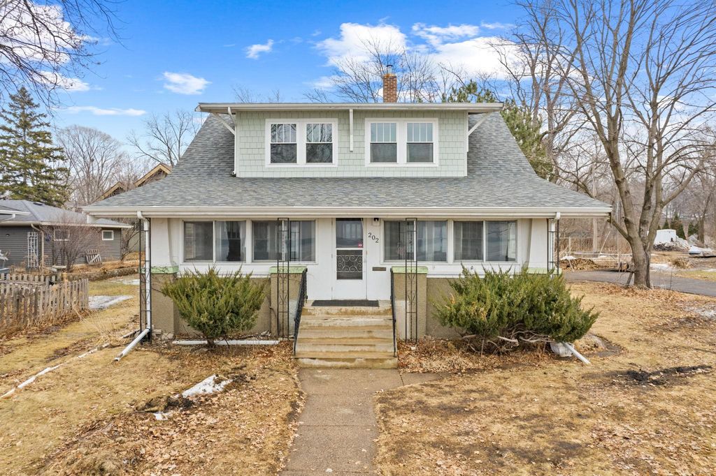 Photo of 202 Lake Boulevard S, Buffalo, MN 55313 (MLS # 7010835)