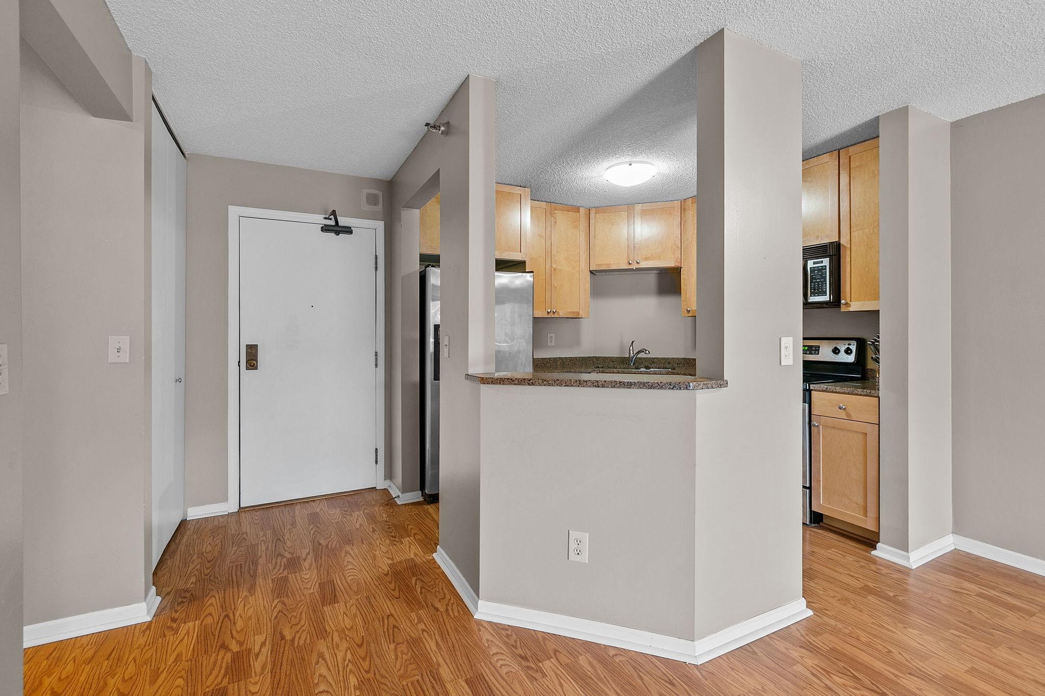401 S 1st Street 406