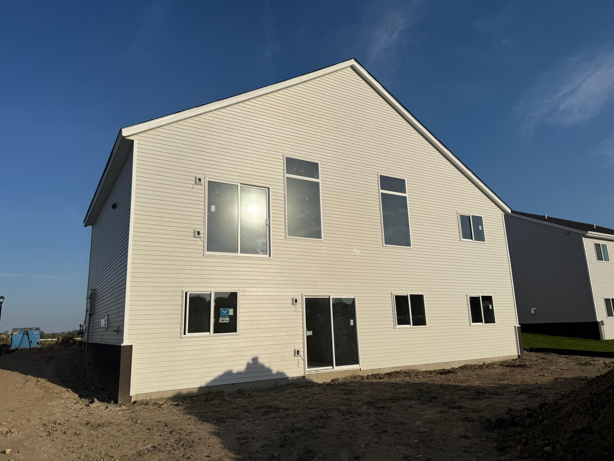 2866 Ivory Avenue NE