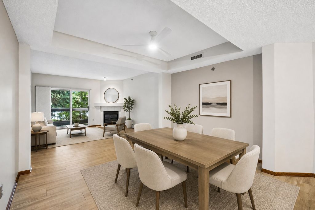Photo of 7420 Edinborough Way #6105, Edina, MN 55435 (MLS # 7069745)