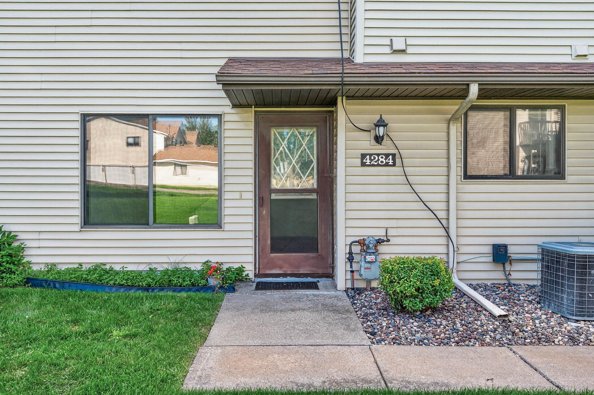 4284 Parkview Court 4284
