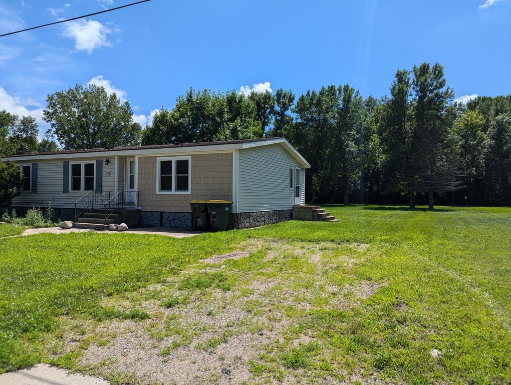Photo of 304 Valley View Drive, Redwood Falls, MN 56283 (MLS # 7061958)