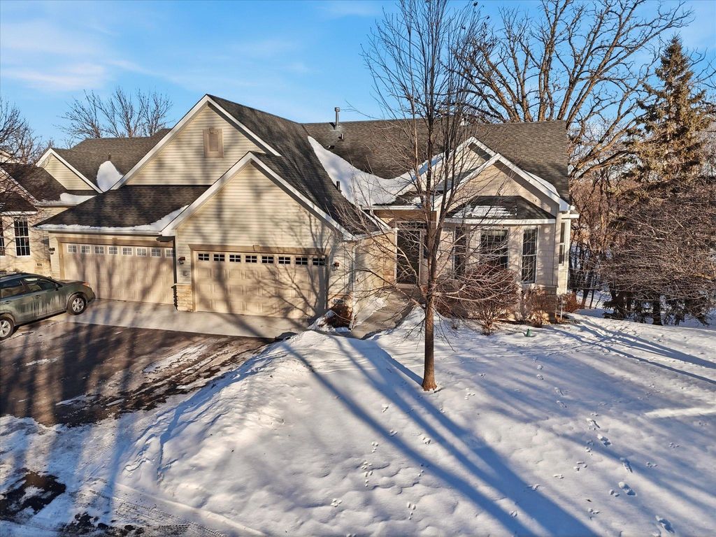Photo of 8008 Dunkirk Lane N, Maple Grove, MN 55311 (MLS # 7004707)
