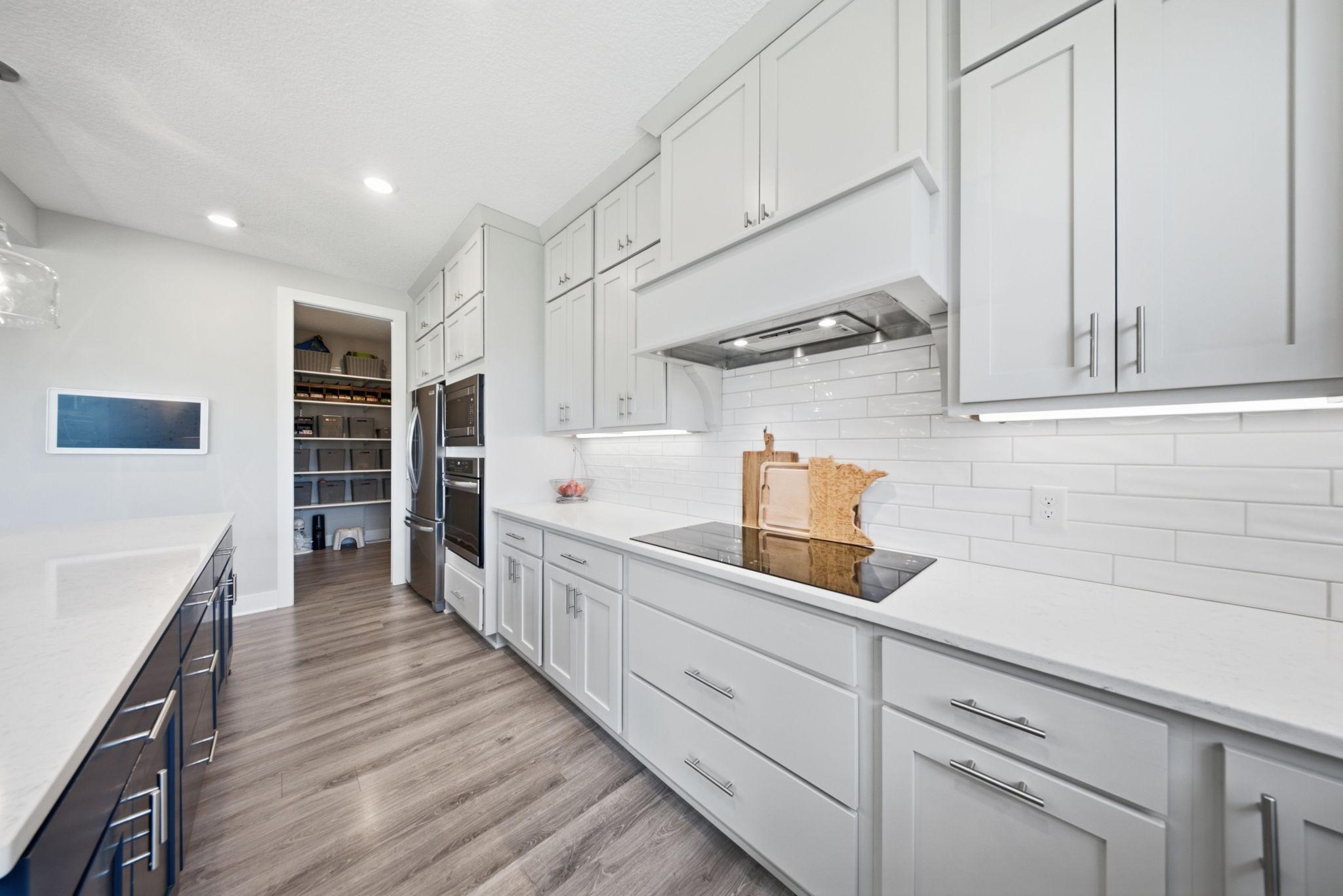 10668 39th Street N