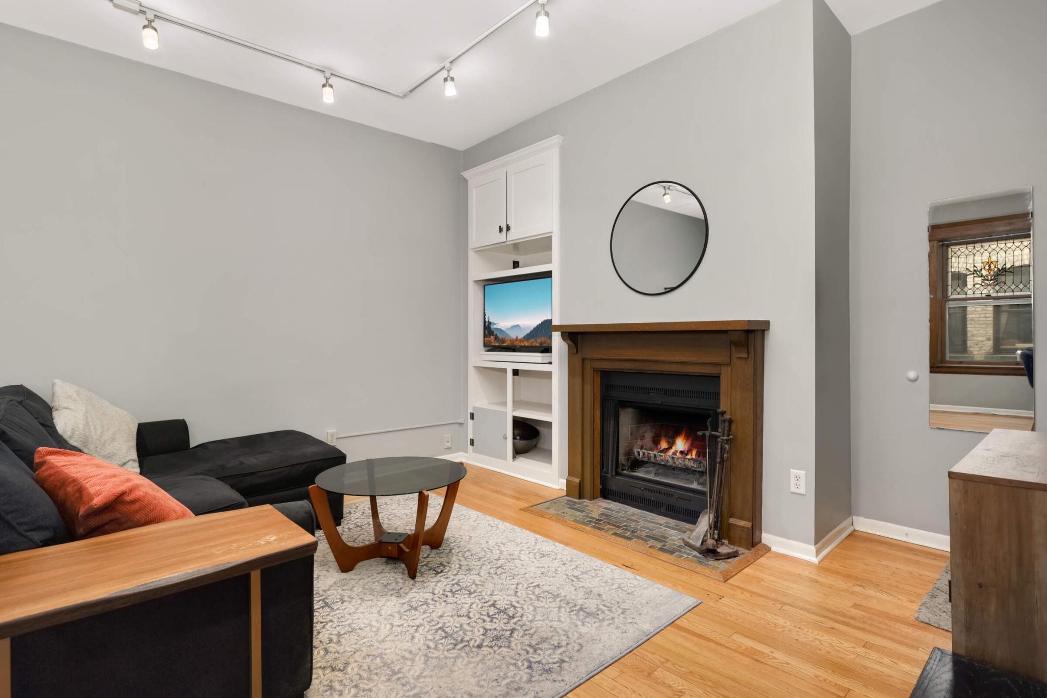 635 Grand Avenue 4