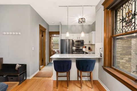 635 Grand Avenue 4 Saint Paul MN 55105