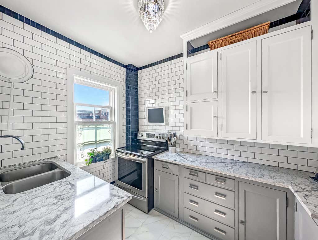 Photo of 2615 Park Avenue #611, Minneapolis, MN 55407 (MLS # 7127553)