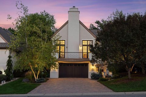 1660 Carriage Path Golden Valley MN 55422