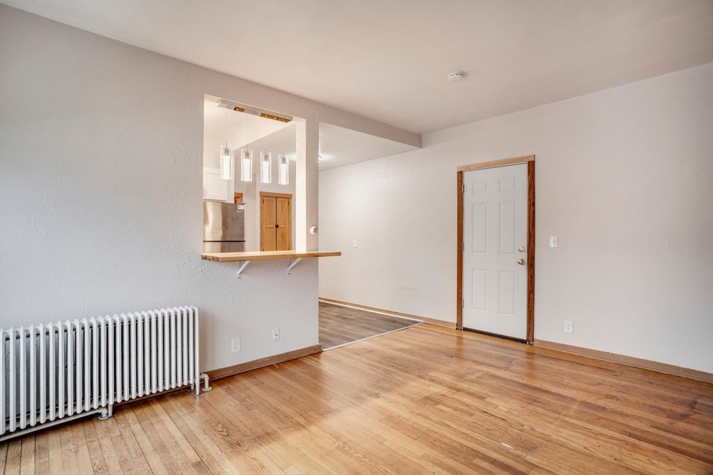 Photo of 2176 Dayton Avenue, Saint Paul, MN 55104 (MLS # 7006221)